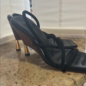 Elegant Black Strappy Heels GIA/RHW
